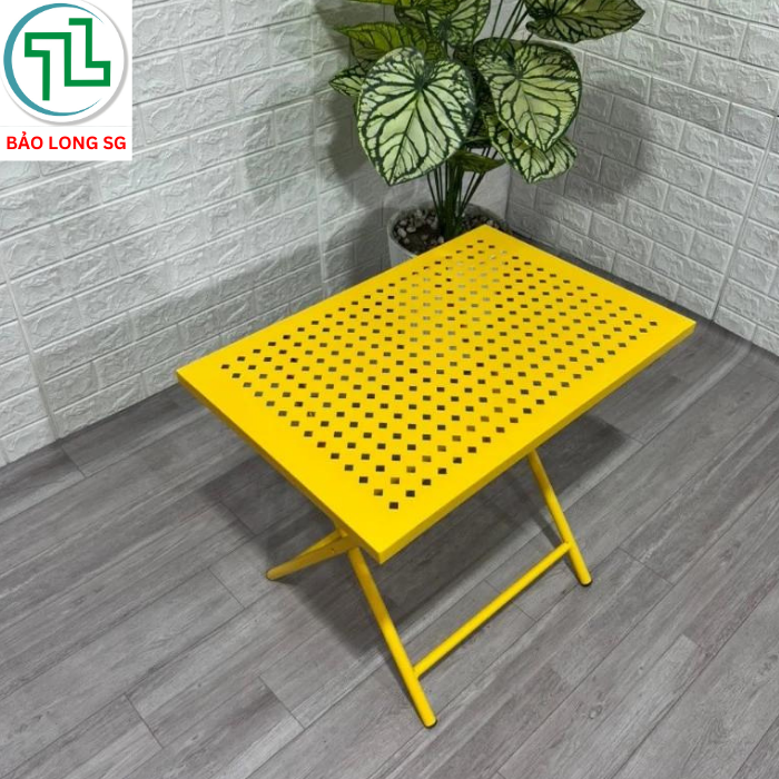 Bàn CNC cạnh vuông