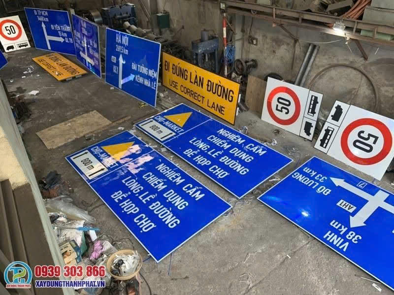 Thi công biển giao thông - Thi Công Sơn Epoxy Thành Phát - Công Ty TNHH Kinh Doanh & Phát Triển Xây Dựng Thành Phát