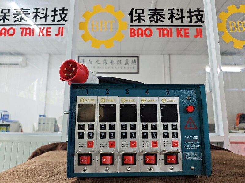 Bộ điều khiển khuôn Hot Runner