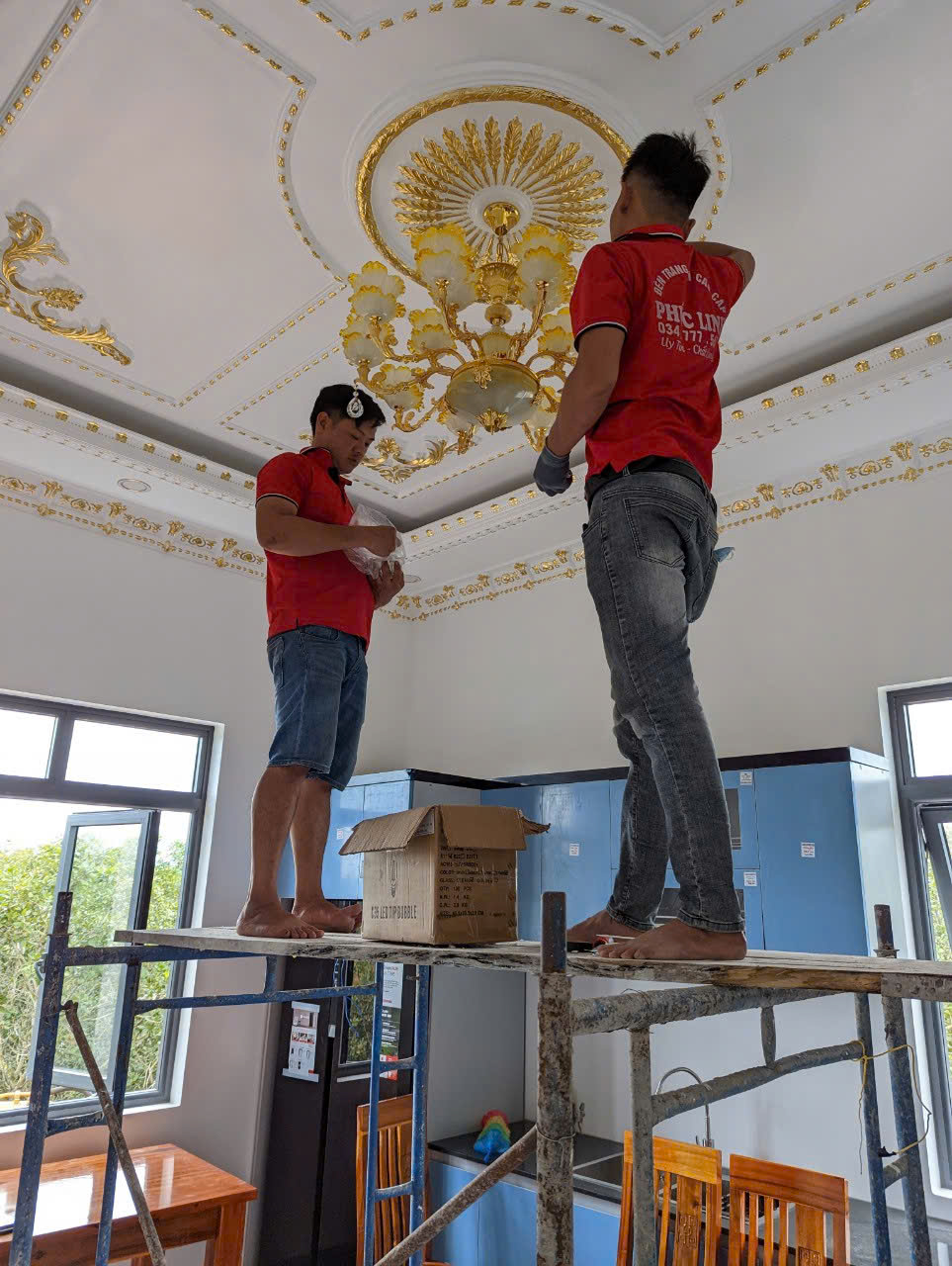Thi công đèn trang trí - Hộ Kinh Doanh Phúc Linh