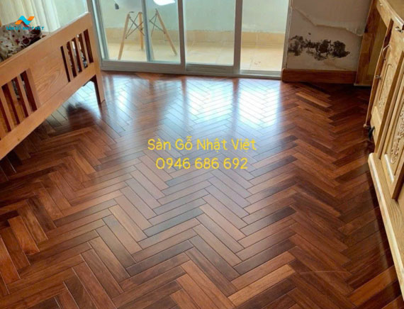 Sàn gỗ căm xe Lào