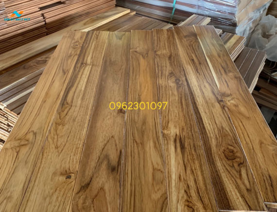 Sàn gỗ Teak Lào