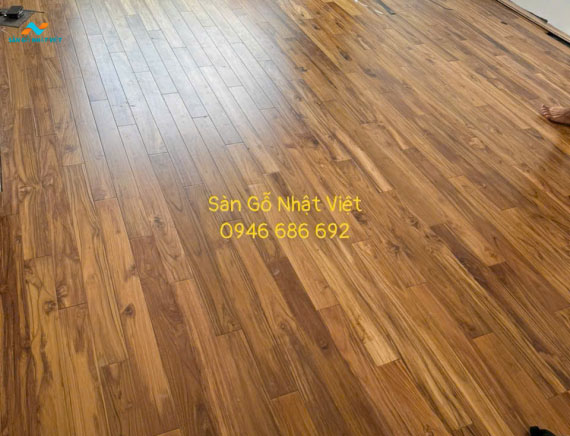 Sàn gỗ Teak Lào