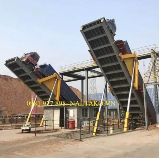Bàn nâng đổ liệu cố định
