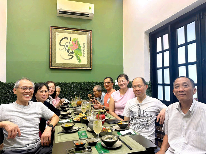 Không gian nhà hàng chay Kim Sa - Hộ Kinh Doanh Nhà Hàng Chay KIM SA