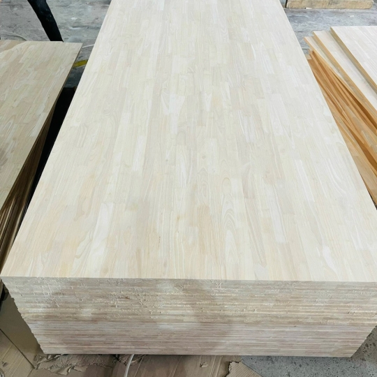 Gỗ ghép thanh - Ván ép Hoàng Châu - Công Ty Cổ Phần Sản Xuất Thương Mại Hoàng Châu Plywood