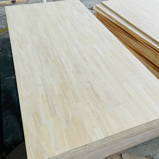 Gỗ ghép thanh - Ván ép Hoàng Châu - Công Ty Cổ Phần Sản Xuất Thương Mại Hoàng Châu Plywood
