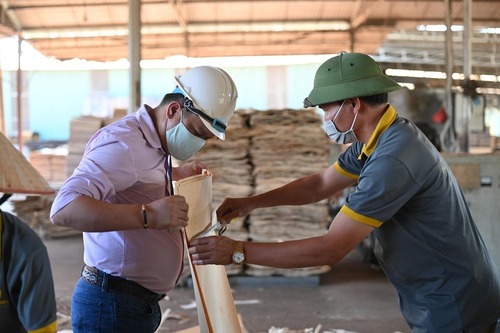 Nhà máy Hoàng Châu Plywood - Ván ép Hoàng Châu - Công Ty Cổ Phần Sản Xuất Thương Mại Hoàng Châu Plywood