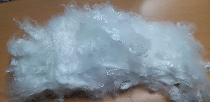 Xơ polyester 4D
