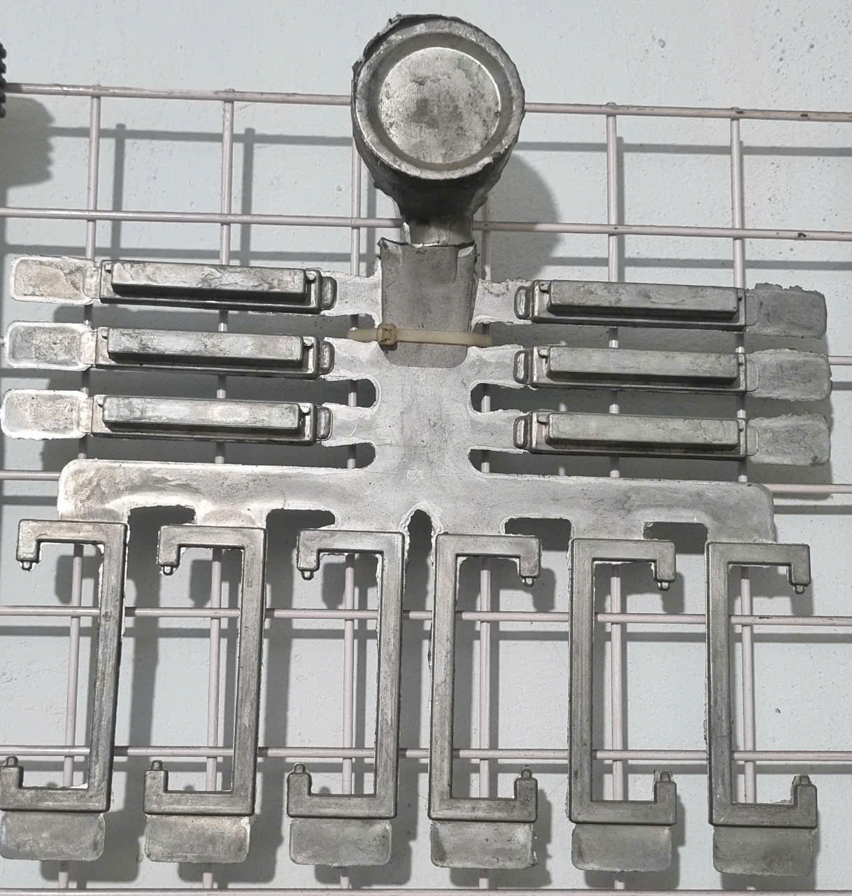 Đúc áp lực tay nắm tủ