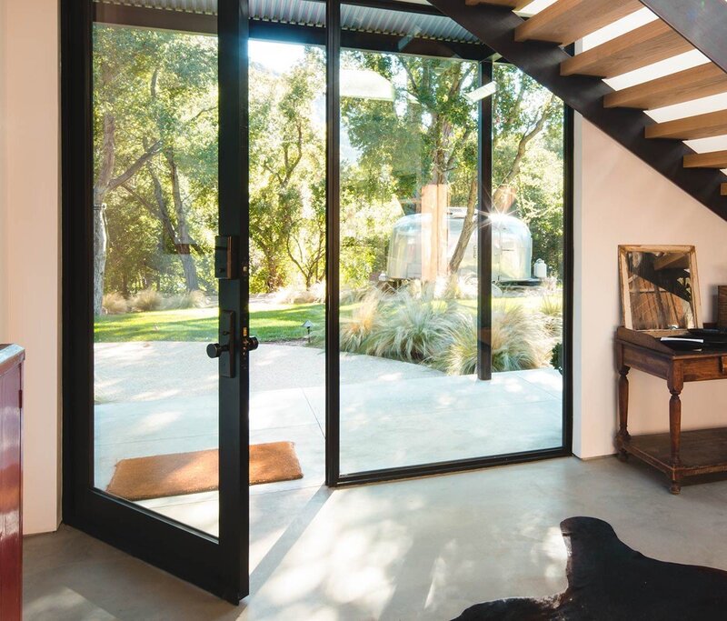 Hệ cửa đi mở quay