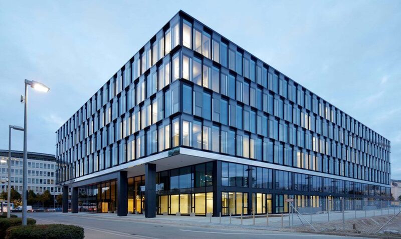 Hệ mặt dựng nhôm kính Lumal