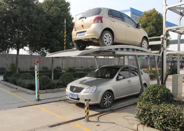 Cầu nâng 2 tầng dạng tầng trên xoay
