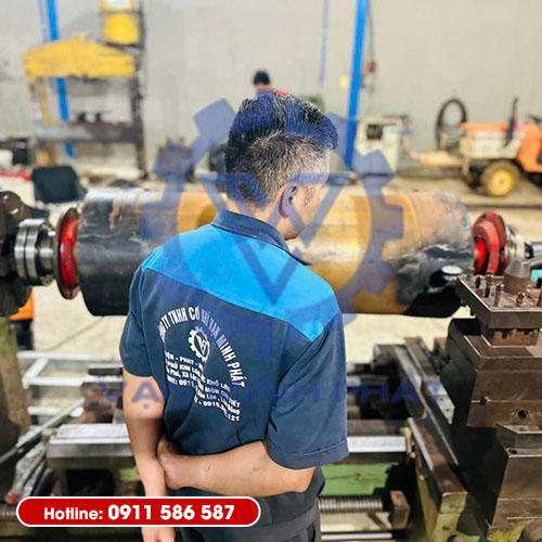 Gia công cơ khí chính xác theo yêu cầu