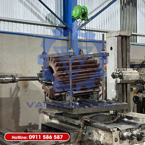 Gia công cơ khí chính xác theo yêu cầu