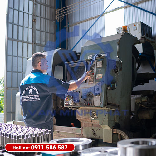 Gia công linh kiện, phụ tùng theo yêu cầu