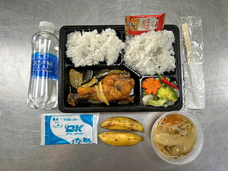 Suất ăn công nghiệp - Suất Ăn Tập Thể Thiên Khôi - Công Ty TNHH Catering Thiên Khôi
