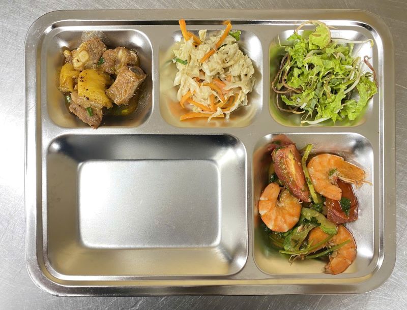 Suất ăn trường học - Suất Ăn Tập Thể Thiên Khôi - Công Ty TNHH Catering Thiên Khôi