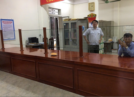 Bàn quầy giao dịch BQ-GD06V - Nội Thất Văn Phòng Hemera - Công Ty Cổ Phần Sách Và Thiết Bị Giáo Dục Hemera