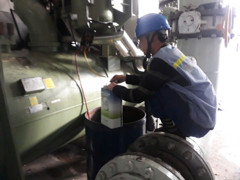 Chiller Carrier - Cơ Điện Lạnh Hoàng Quân  - Công Ty Cổ Phần Thiết Bị Cơ Điện Lạnh Hoàng Quân
