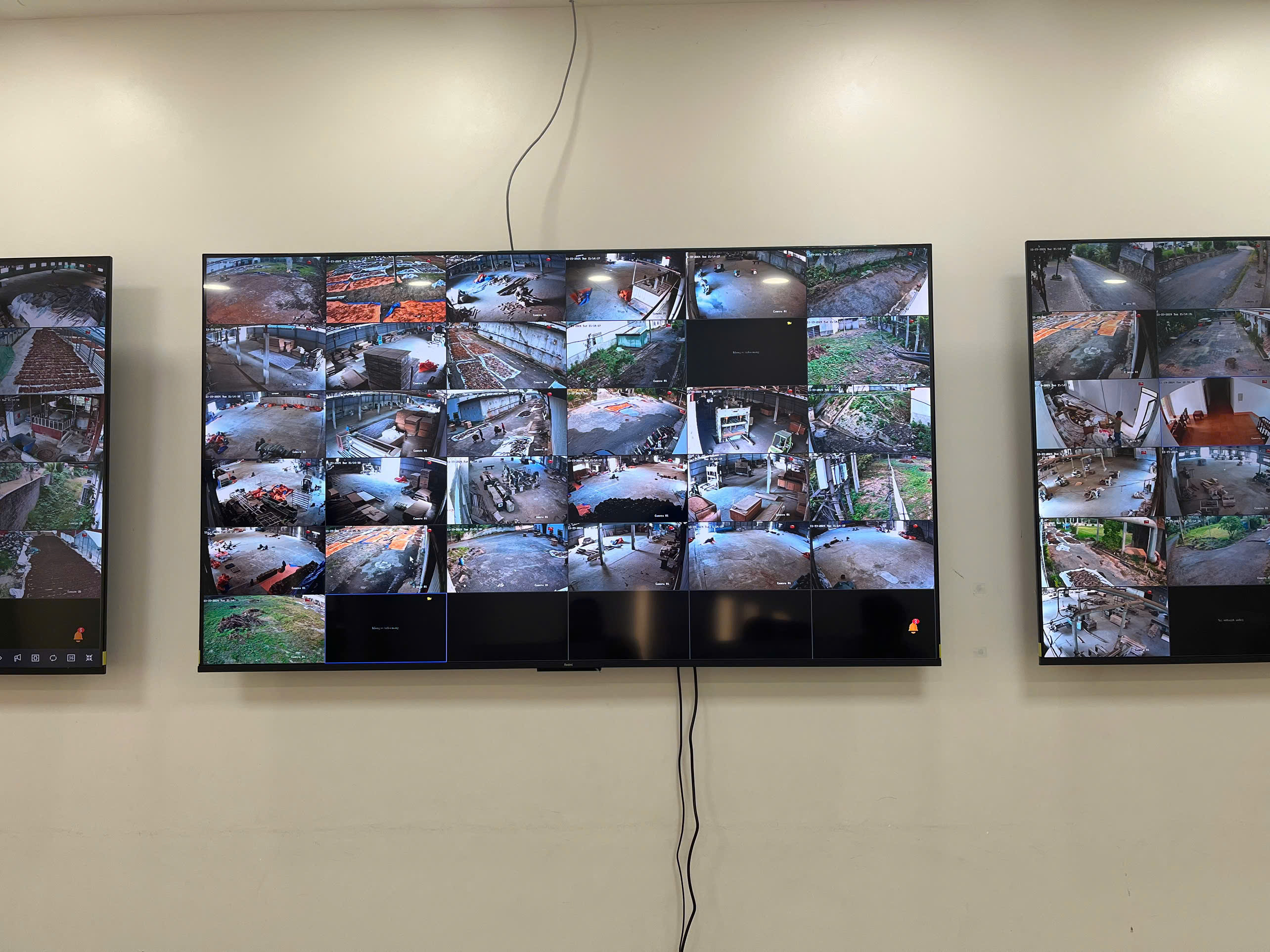Màn hình camera giám sát - Công Ty TNHH Kỹ Thuật Công Nghệ TECH Việt Nam