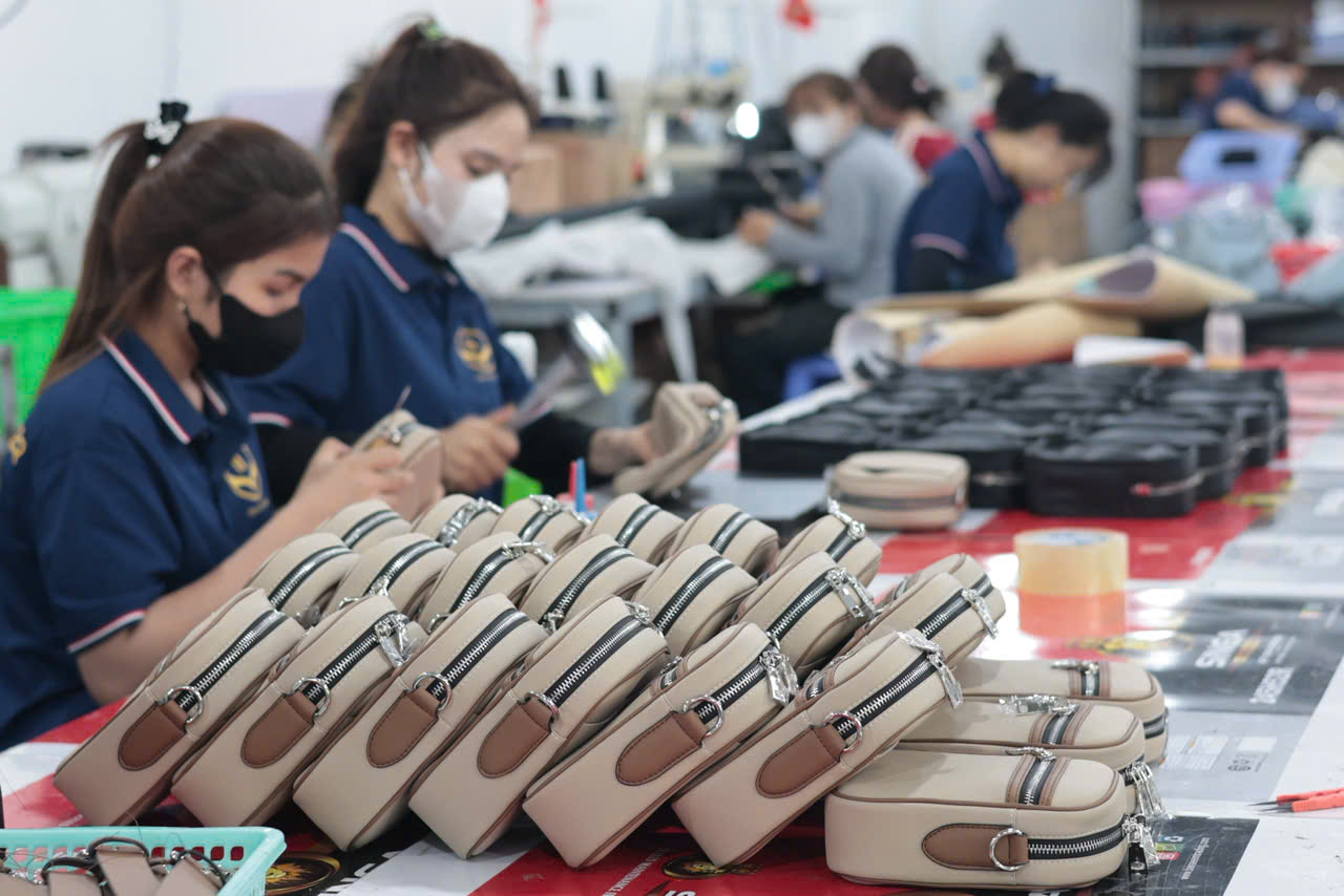 Xưởng sản xuất da Italia - Đồ Da Italia - Công Ty TNHH Da Italia