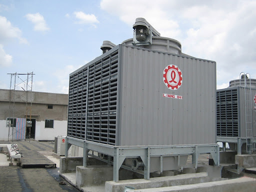 Lắp đặt tháp giải nhiệt bằng nước Cooling Tower