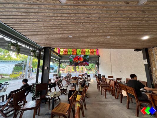 Màn hình LED P4 treo cho quán cafe