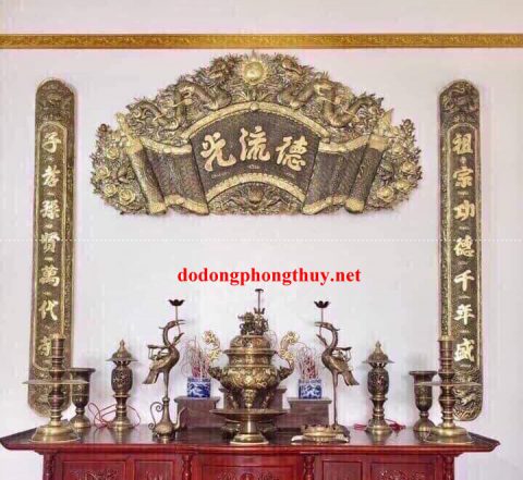 Cuộn thư câu đối bằng đồng - Mỹ Nghệ Phúc Thành - Công Ty TNHH Sản Xuất Và Thương Mại Mỹ Nghệ Phúc Thành