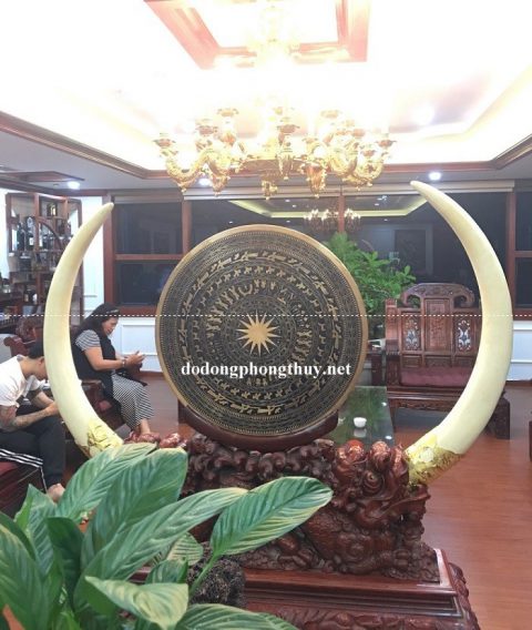 Mặt trống đồng đỏ đục nổi hoa văn - Mỹ Nghệ Phúc Thành - Công Ty TNHH Sản Xuất Và Thương Mại Mỹ Nghệ Phúc Thành