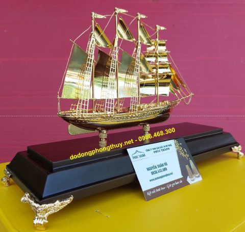 Mô hình thuyền buồm bằng đồng mạ vàng 24K - Mỹ Nghệ Phúc Thành - Công Ty TNHH Sản Xuất Và Thương Mại Mỹ Nghệ Phúc Thành