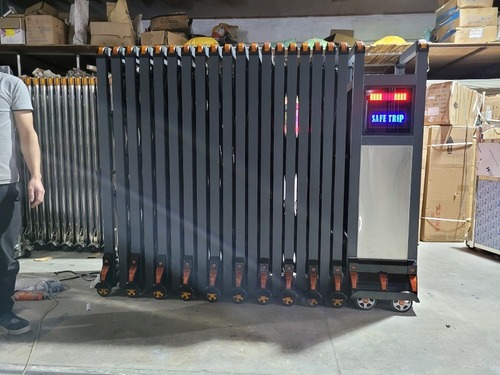 Cổng xếp nhôm tự động