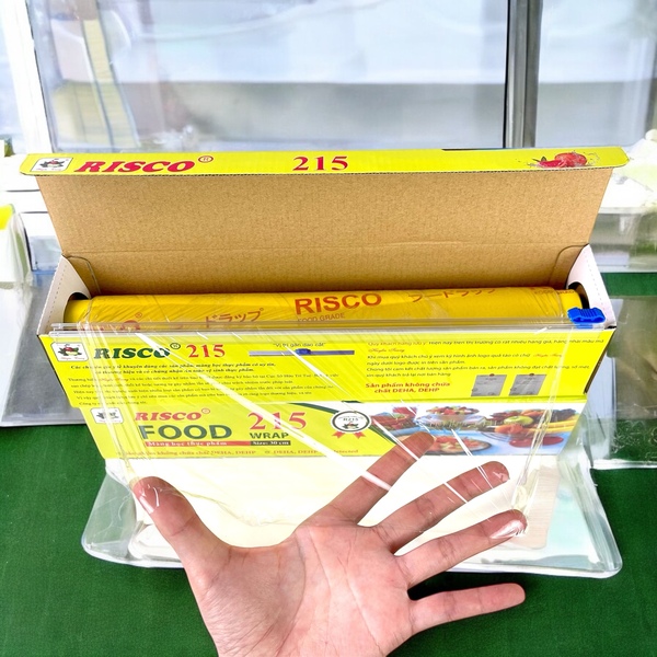 Màng bọc thực phẩm R215 - Màng Bọc Thực Phẩm - Xưởng Sản Xuất Huyền Trang