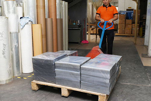 Tấm PVC để sản xuất bao bì
