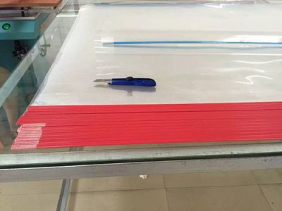 Tấm PVC có nẹp