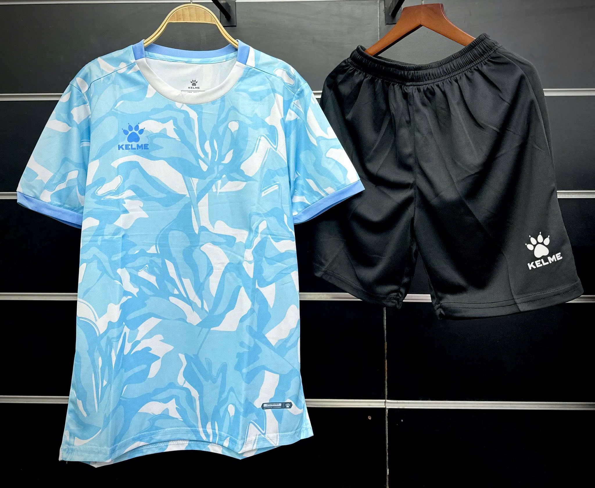 áo đá bóng - In Vải In Xinh - Công Ty TNHH In Xinh