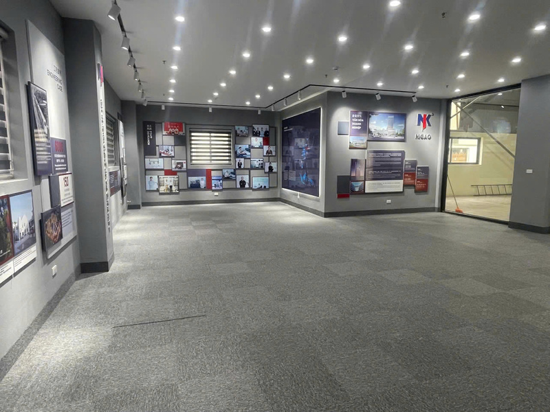 Thiết kế thi công nội thất Showroom