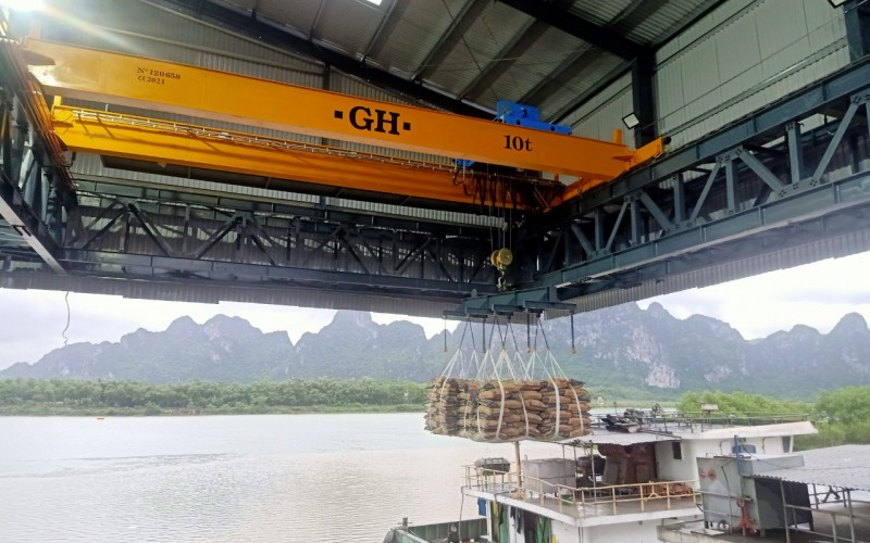 Cầu trục xuất bao Presling