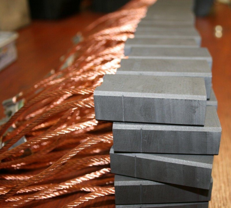 Chổi than tiếp điện - Tip Top Industrials Việt Nam - Công Ty TNHH Tip Top Industrials Việt Nam