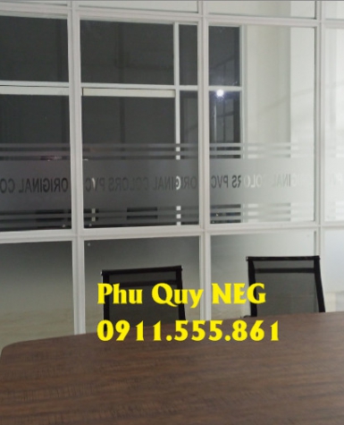 Thi công Decal mờ tại Bến Cát, Bình Dương