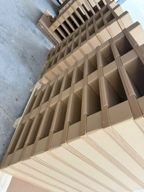 Pallet giấy