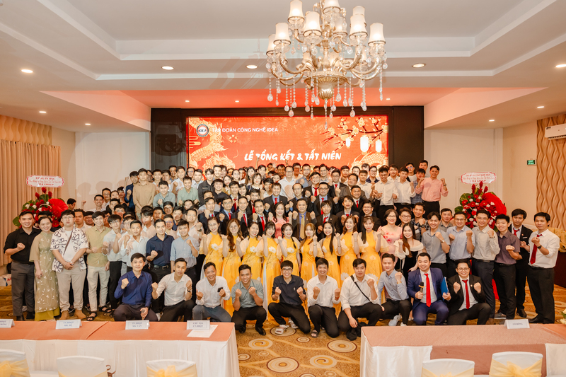 Tập thể nhân viên IDEA - Giải Pháp Tự Động Hóa IDEA - Công Ty Cổ Phần Tập Đoàn Công Nghệ IDEA