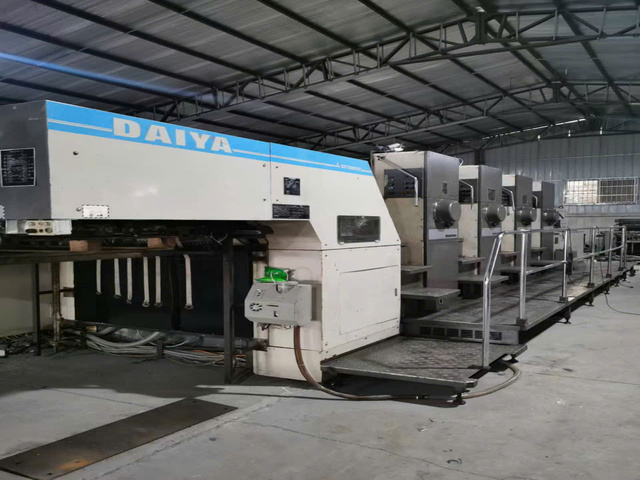 Máy in Daiya - Công Ty TNHH In Nhãn Bao Bì Sài Gòn Label