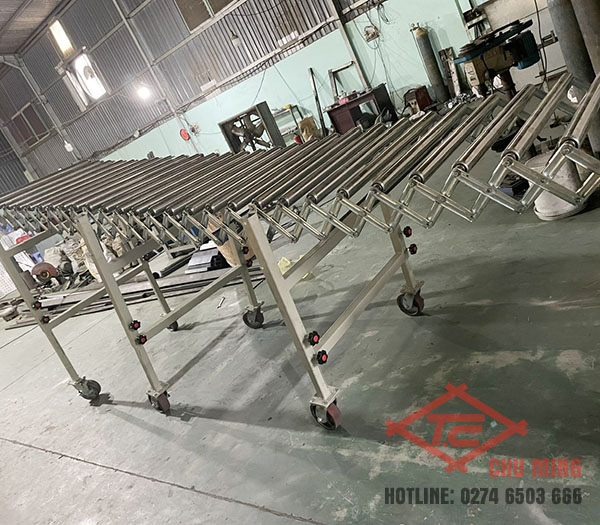 Băng tải con lăn - Thiết Bị Phun Sơn Chu Ming - Công Ty TNHH Thiết Bị Phun Sơn Tự Động Hóa Chu Ming
