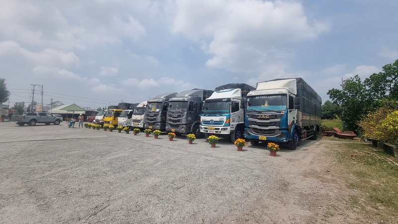 Cho thuê xe tải chở hàng hóa - Vận Tải An Phát Exprress - Công Ty TNHH TM DV VT An Phát Exprress