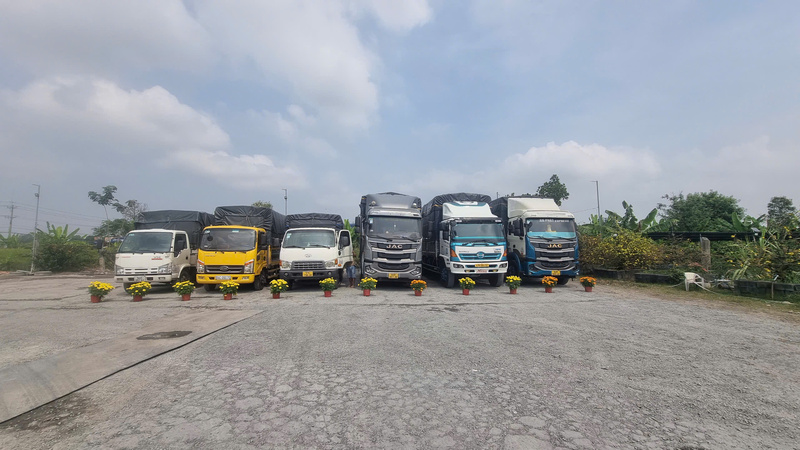 Cho thuê xe tải chở hàng hóa - Vận Tải An Phát Exprress - Công Ty TNHH TM DV VT An Phát Exprress