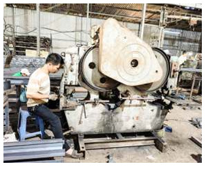 Máy đột dập thép V đa chức năng