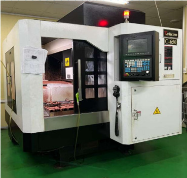 Máy CNC TAI KAN C650