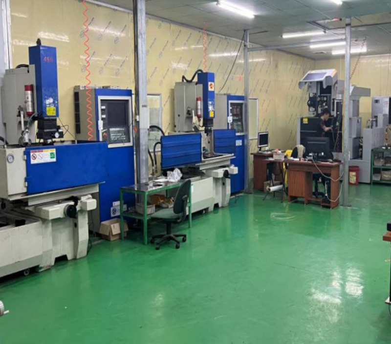 Nhà xưởng công ty Light Mould