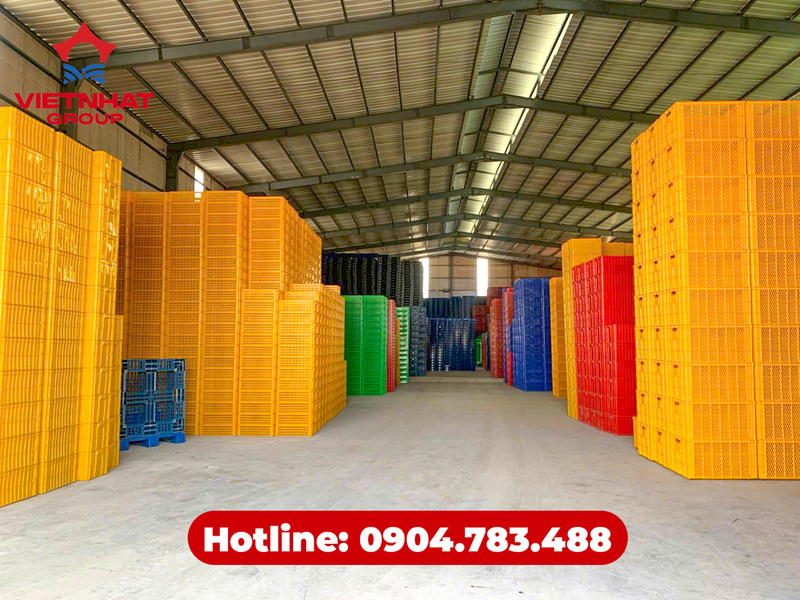 Hình ảnh kho hàng ở nhà máy - Nhựa Việt Nhật - Công Ty TNHH Nhựa Việt Nhật